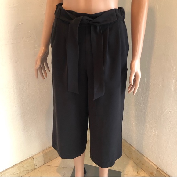 Lululemon Athletica Women’s Size S Black Wide-Leg Capri Pants High-Rise Elastic - Picture 14 of 16